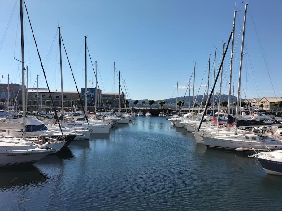 Encantador Piso De 3 Dormitorios En Vigo Exteriör bild